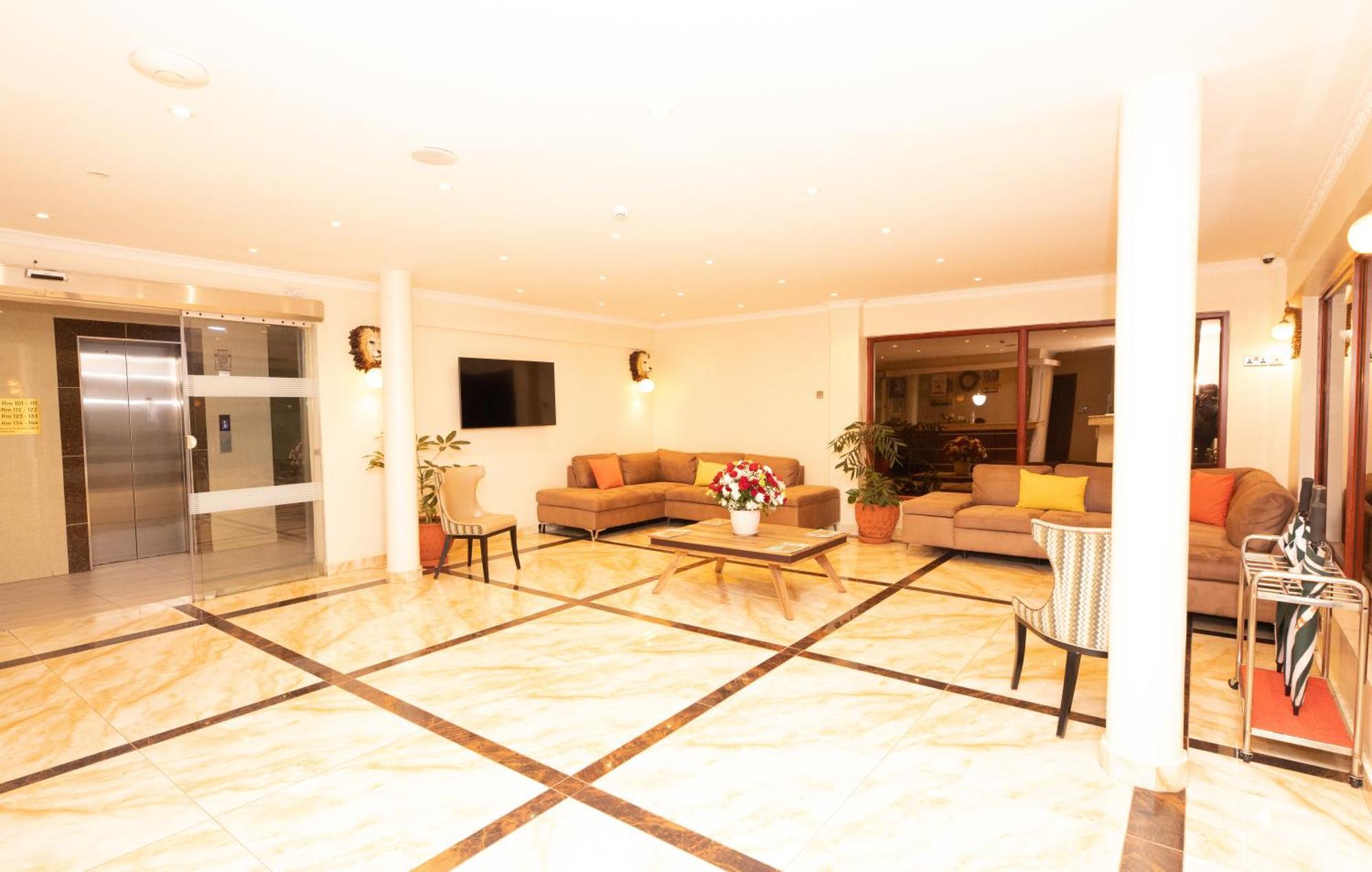 West Lerruat Hotel Nairobi Exterior photo